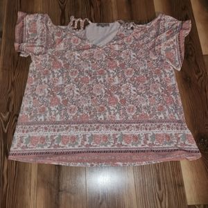 Absolutely Famous 3x top cutout shoulders